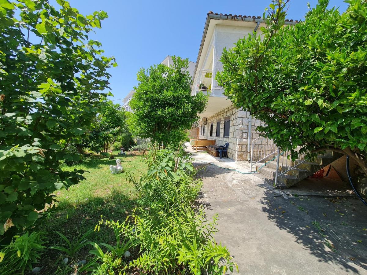 Apartment Dragone Ulcinj Exterior photo